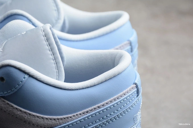 Reps TBkick DC0774-050 Low 1 (W) Jordan Blue University 0816